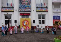 23 сентября в 12-00 на площади Дворца культуры «Шахтёров»  для жителей поселка шахты «Берёзовская» прошел «Праздник урожая»
